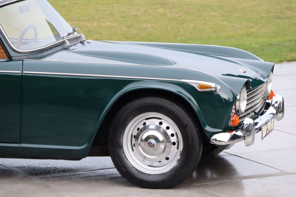 Triumph TR4A: Unterschiede zum TR4, Kaufberatung, Restaurierung, Technik, typische Schwachstellen, sinnvolle Verbesserungen und aktuelle Marktpreise.