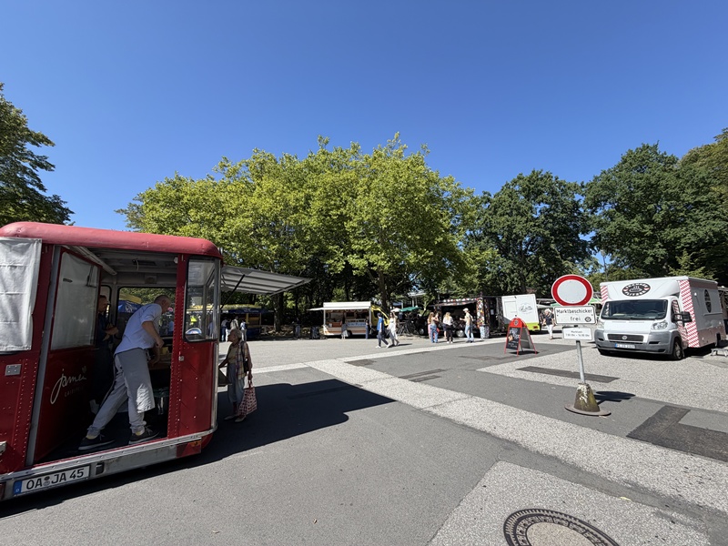 Wochenmarkt Turmweg Hamburg – der Markt, auf dem man eigentlich nur Tomaten kaufen wollte und zum Mittagessen bleibt