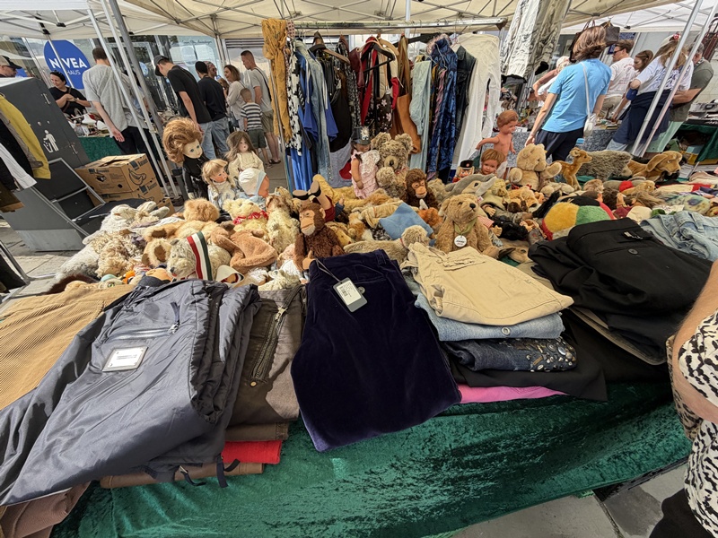 Antik und Design Markt Hamburg Collonaden