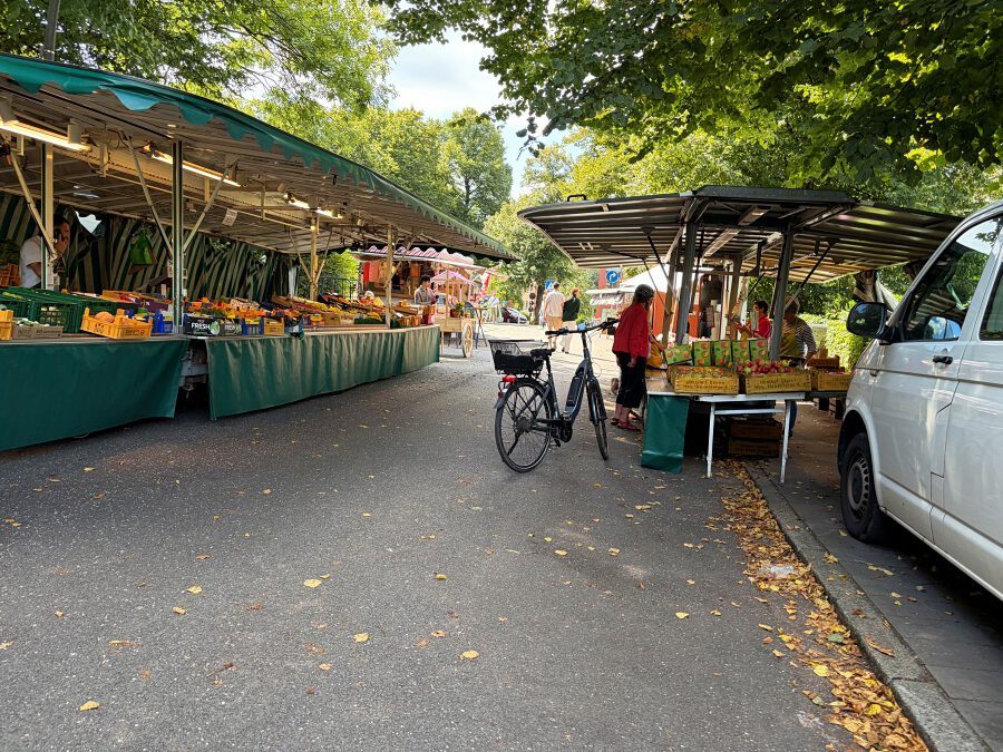 Wochenmarkt Goldbekufer Hamburg – Einkaufen am Kanal, wie Winterhude es liebt